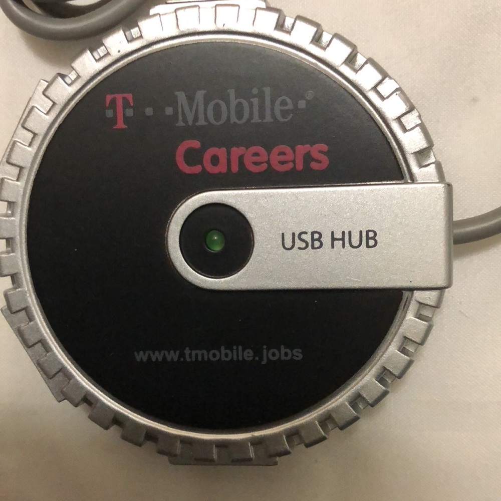 USB HUB - Picture 2 of 6